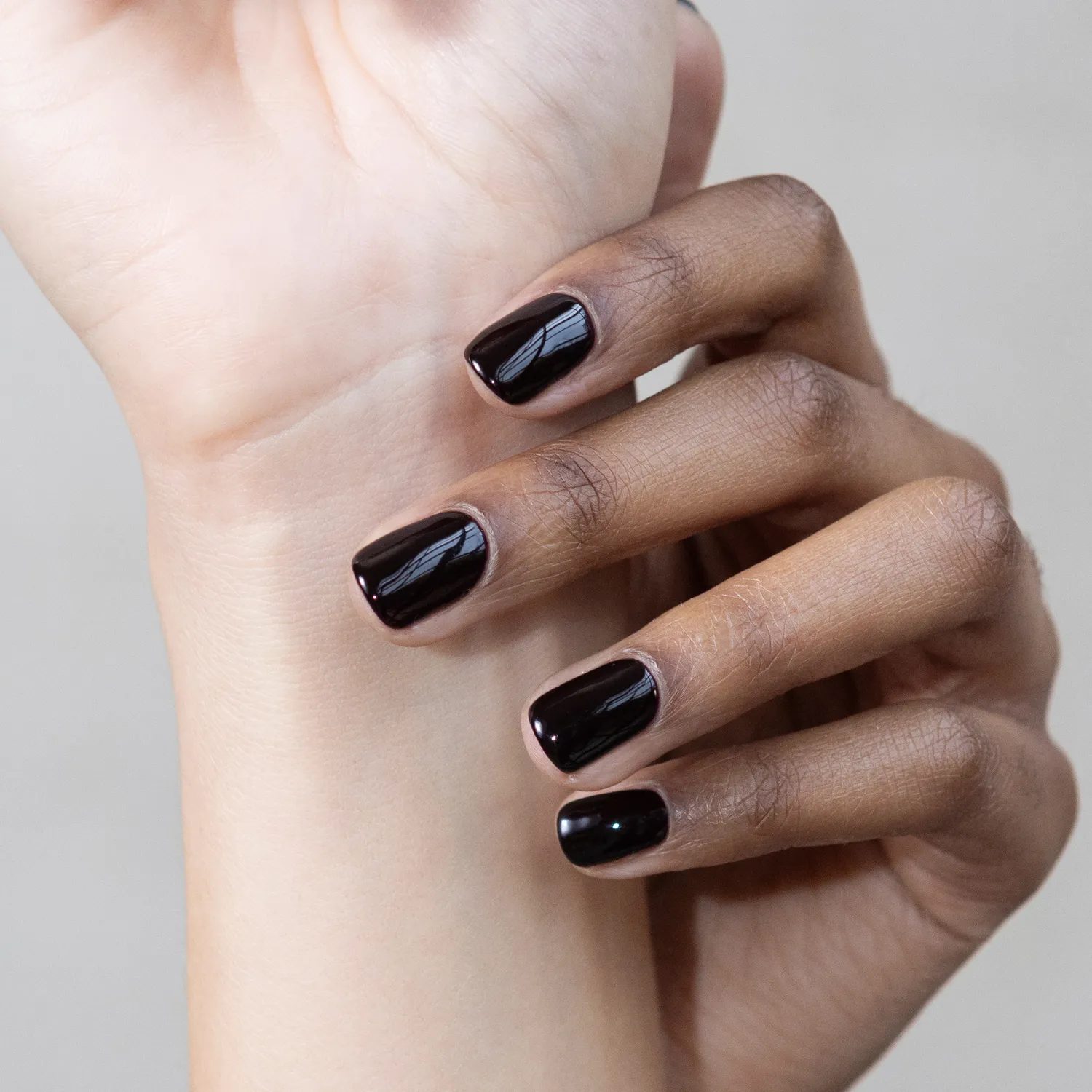 BioSculpture No. 324 Ghost Noir gel na nehty třešňový
